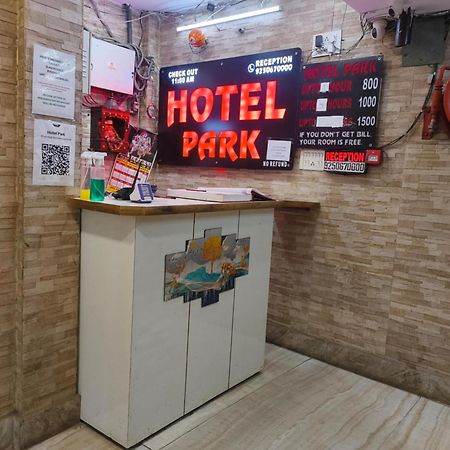 Hotel Metro Park Neu-Delhi Exterior foto