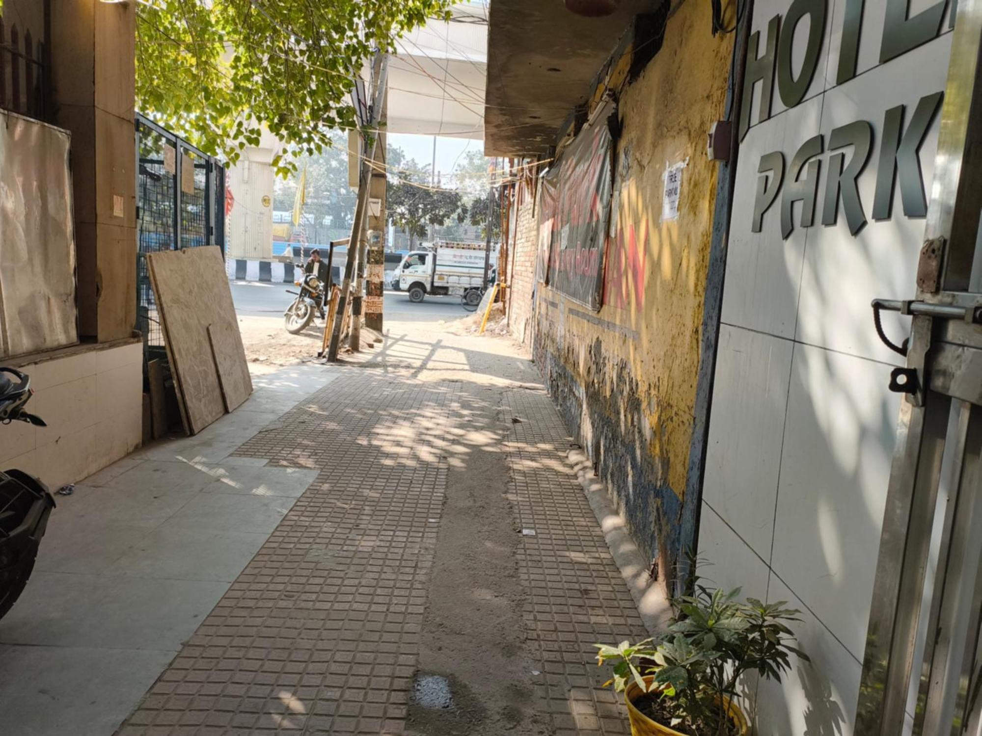 Hotel Metro Park Neu-Delhi Exterior foto